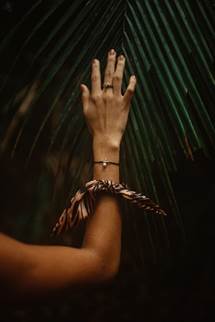 Discovery Partners with Pura Vida Bracelets