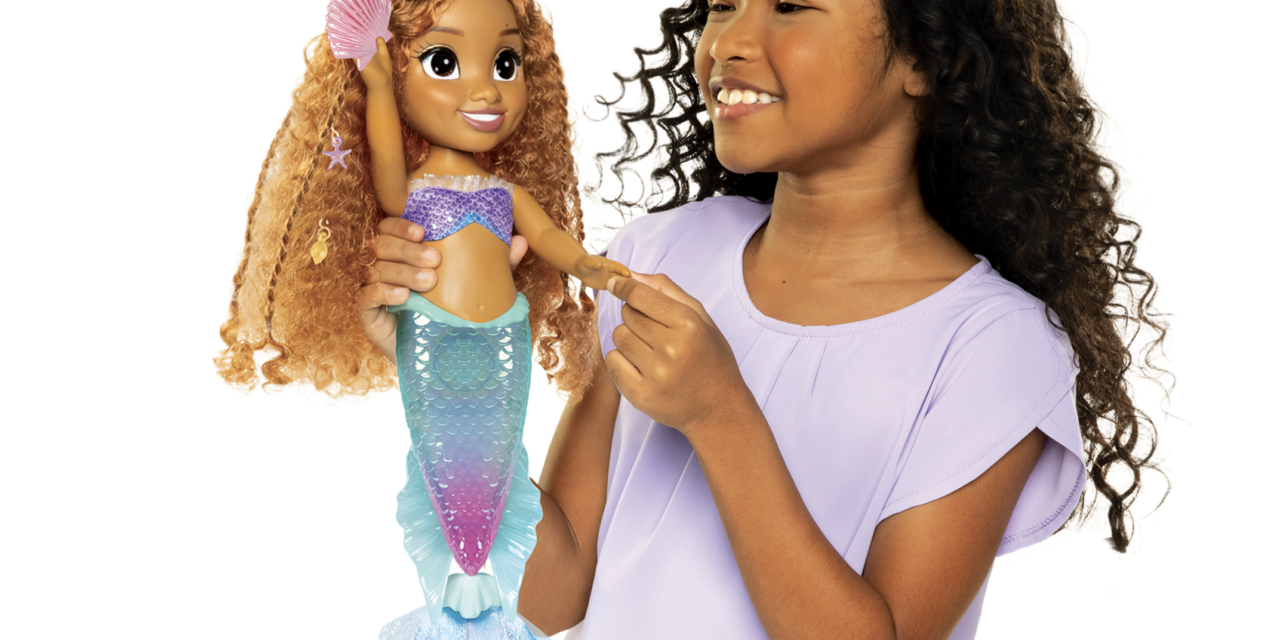 Disney's Little Mermaid Live Action - Singing Seashell Necklace