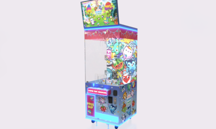 UNIS and Toikido unveil “Piñata Smashlings Crane”