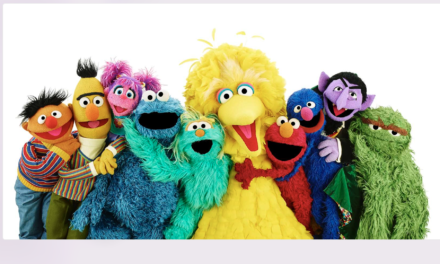 Bulldog Licensing Announces Sesame Street Collectible and Apparel Deals